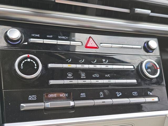 Used 2024 Hyundai Santa Fe SE AWD/4WD image 26