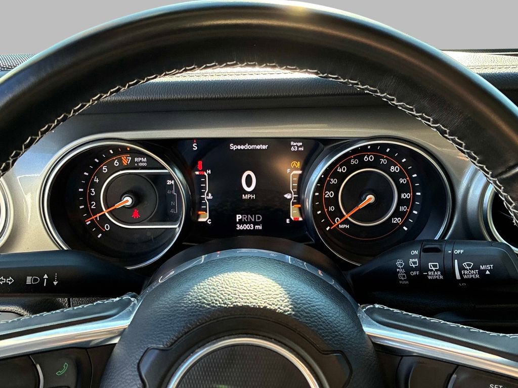 Used 2022 Jeep Wrangler Unlimited Sahara image 26