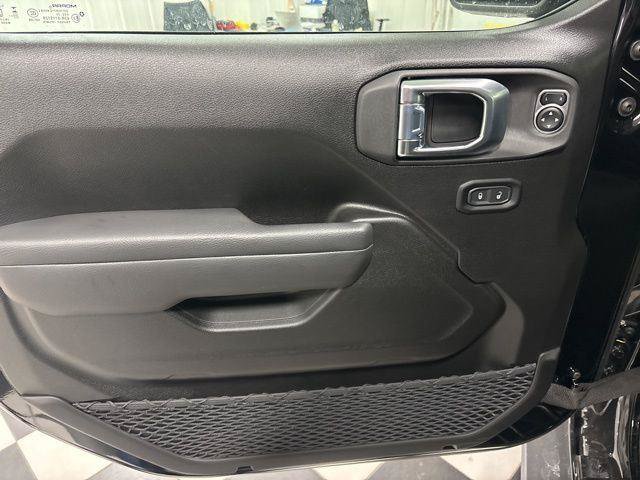 New 2026 Jeep Gladiator Sport AWD/4WD image 10