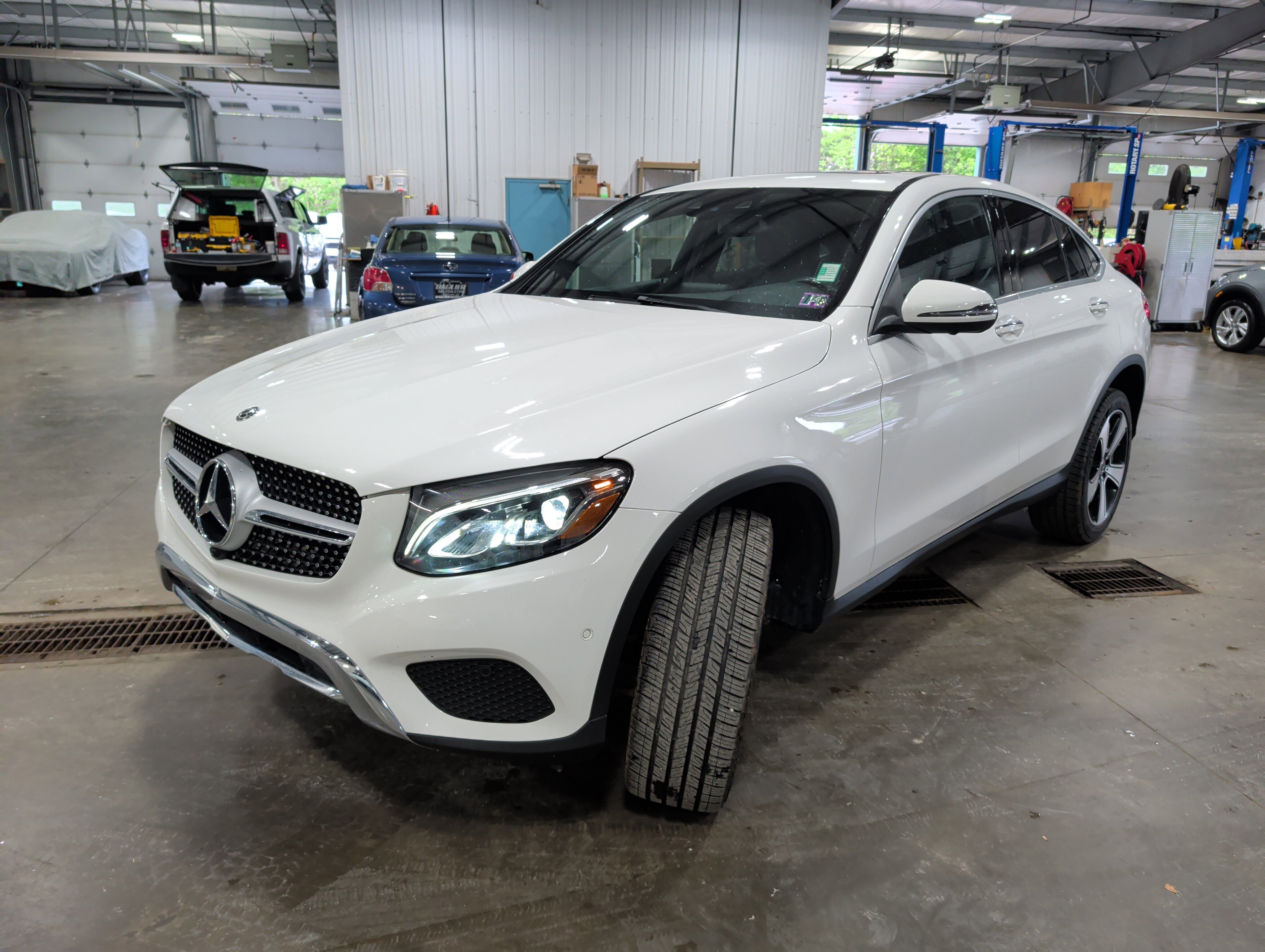 Used 2019 Mercedes-Benz GLC 300 4MATIC Coupe image 6