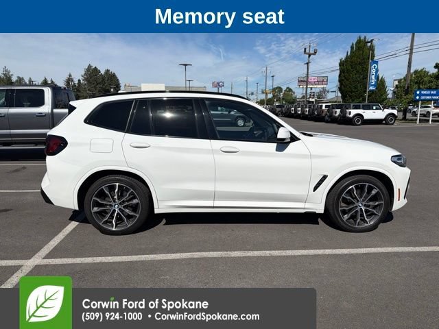 Used 2022 BMW X3 xDrive30i w/ M Sport Package 2 AWD/4WD image 7
