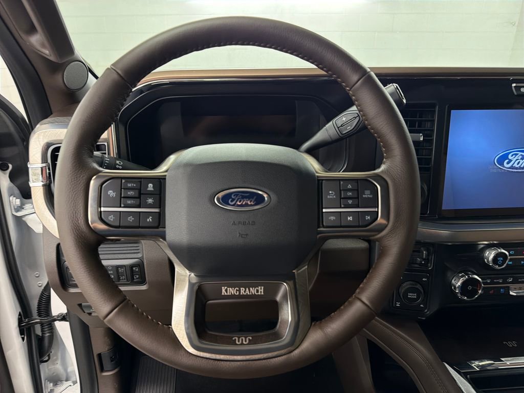 New 2026 Ford F250 King Ranch w/ FX4 Off-Road Package AWD/4WD image 17