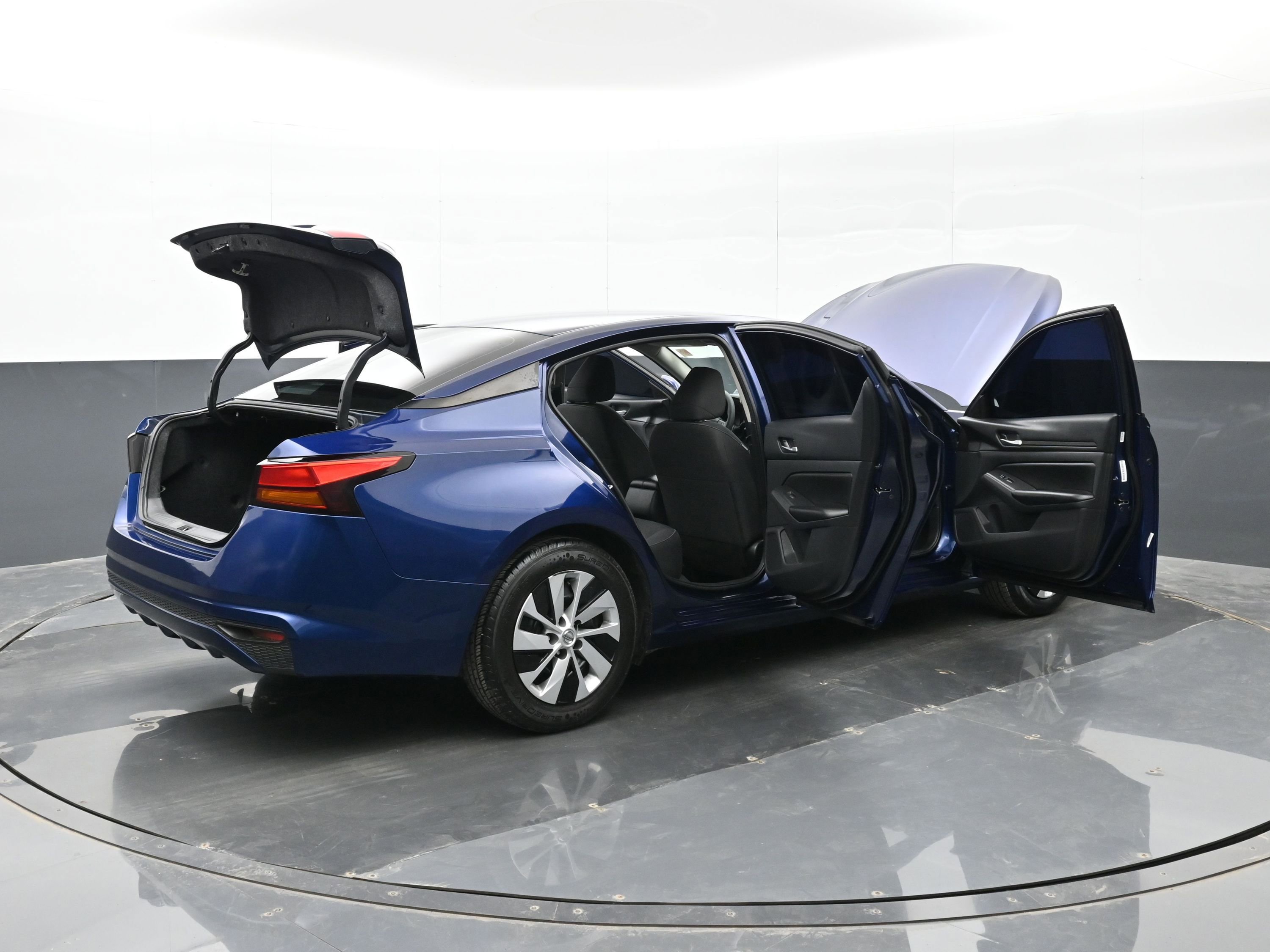 Used 2022 Nissan Altima 2.5 S FWD image 46