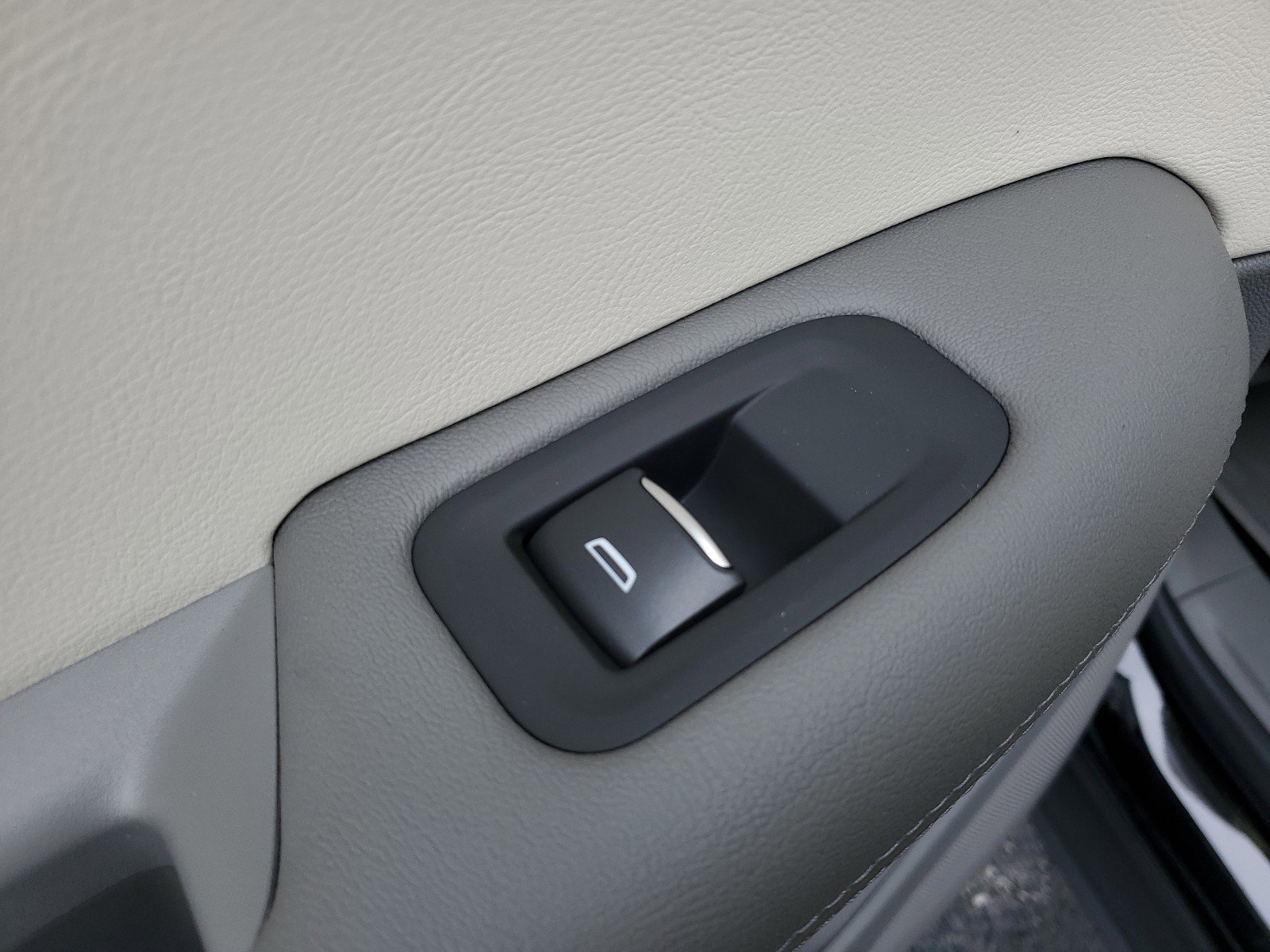 New 2025 Cadillac XT5 Premium Luxury w/ Technology Package image 12