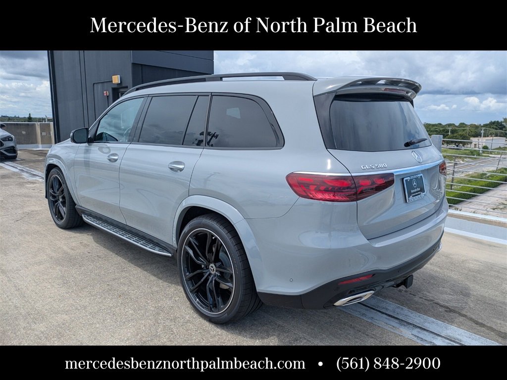 New 2026 Mercedes-Benz GLS 580 4MATIC image 4