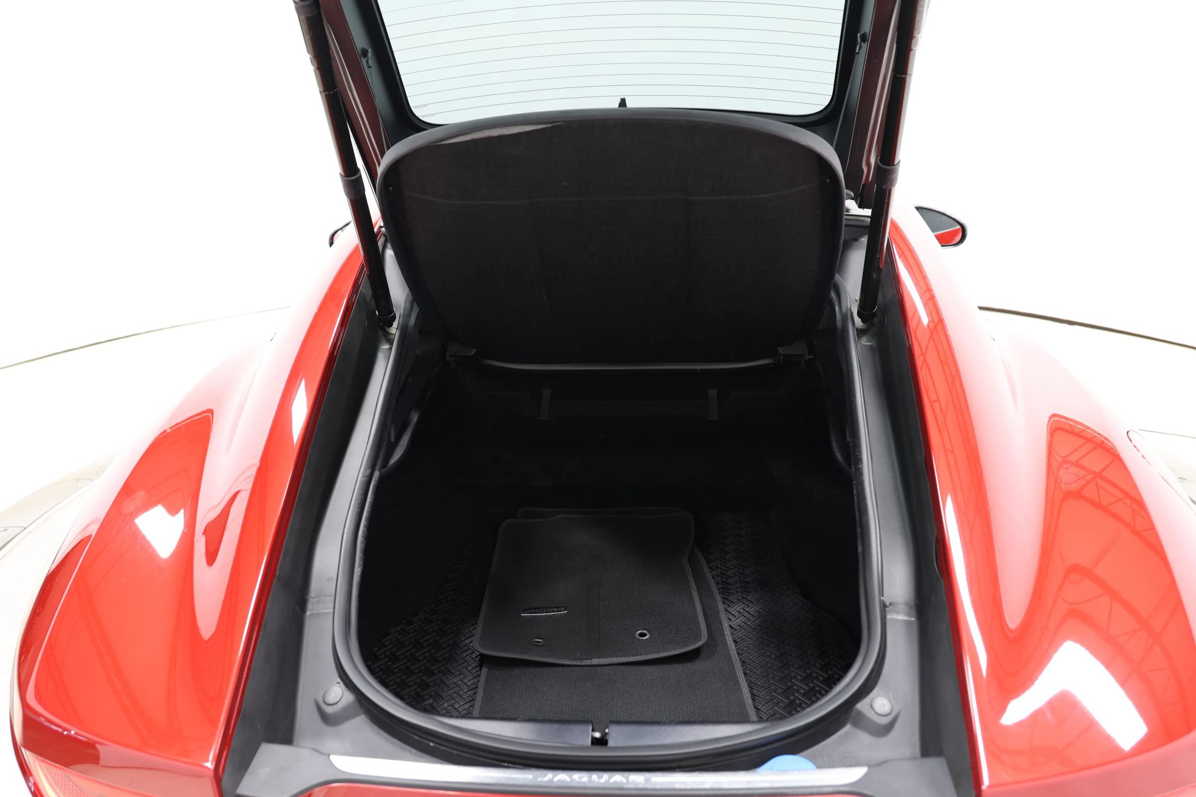 Used 2021 Jaguar F-TYPE R AWD/4WD image 55