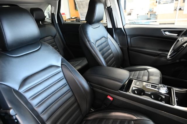 Used 2020 Ford Edge SEL w/ Convenience Package AWD/4WD image 8