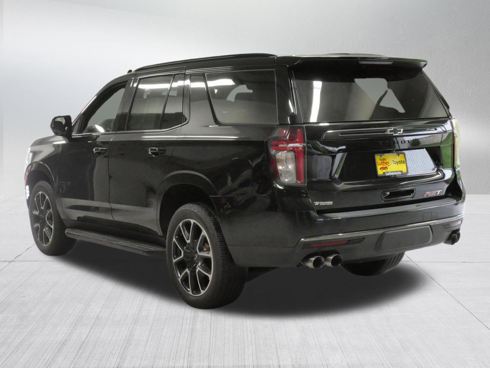 Used 2022 Chevrolet Tahoe RST w/ Sport Performance Package AWD/4WD image 5