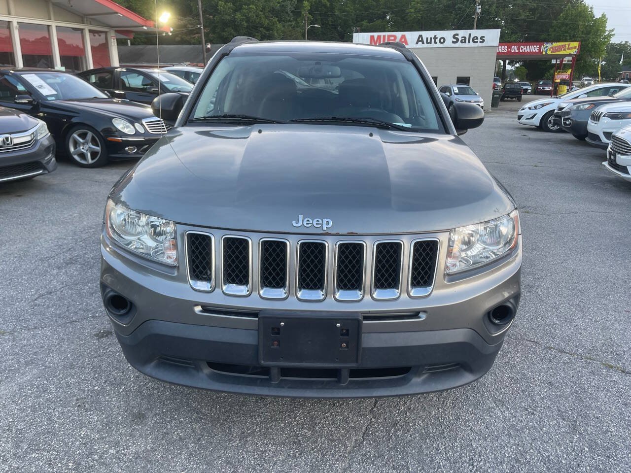 Used 2013 Jeep Compass Latitude AWD/4WD image 10