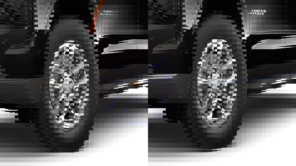 New 2025 Chevrolet Suburban LT image 7