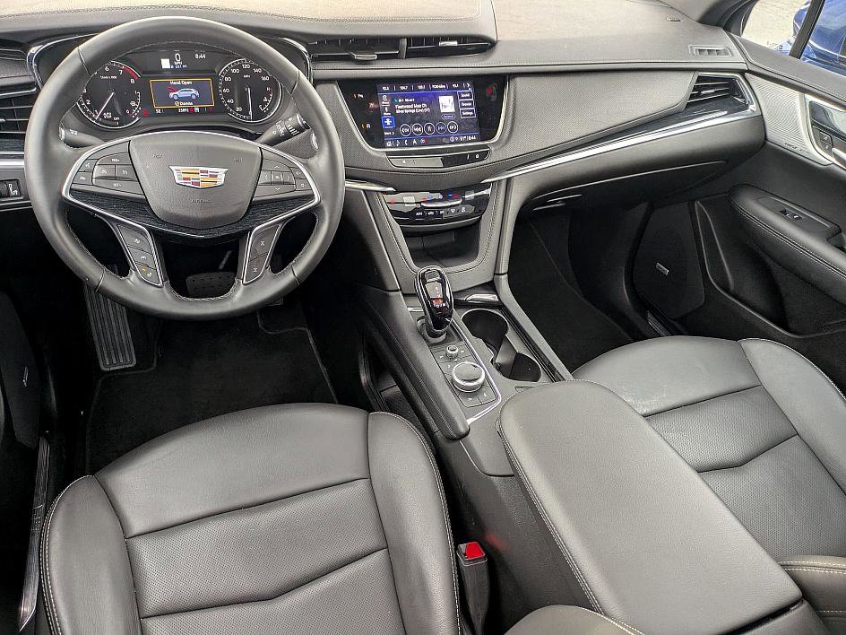 Certified 2025 Cadillac XT5 Premium Luxury image 27