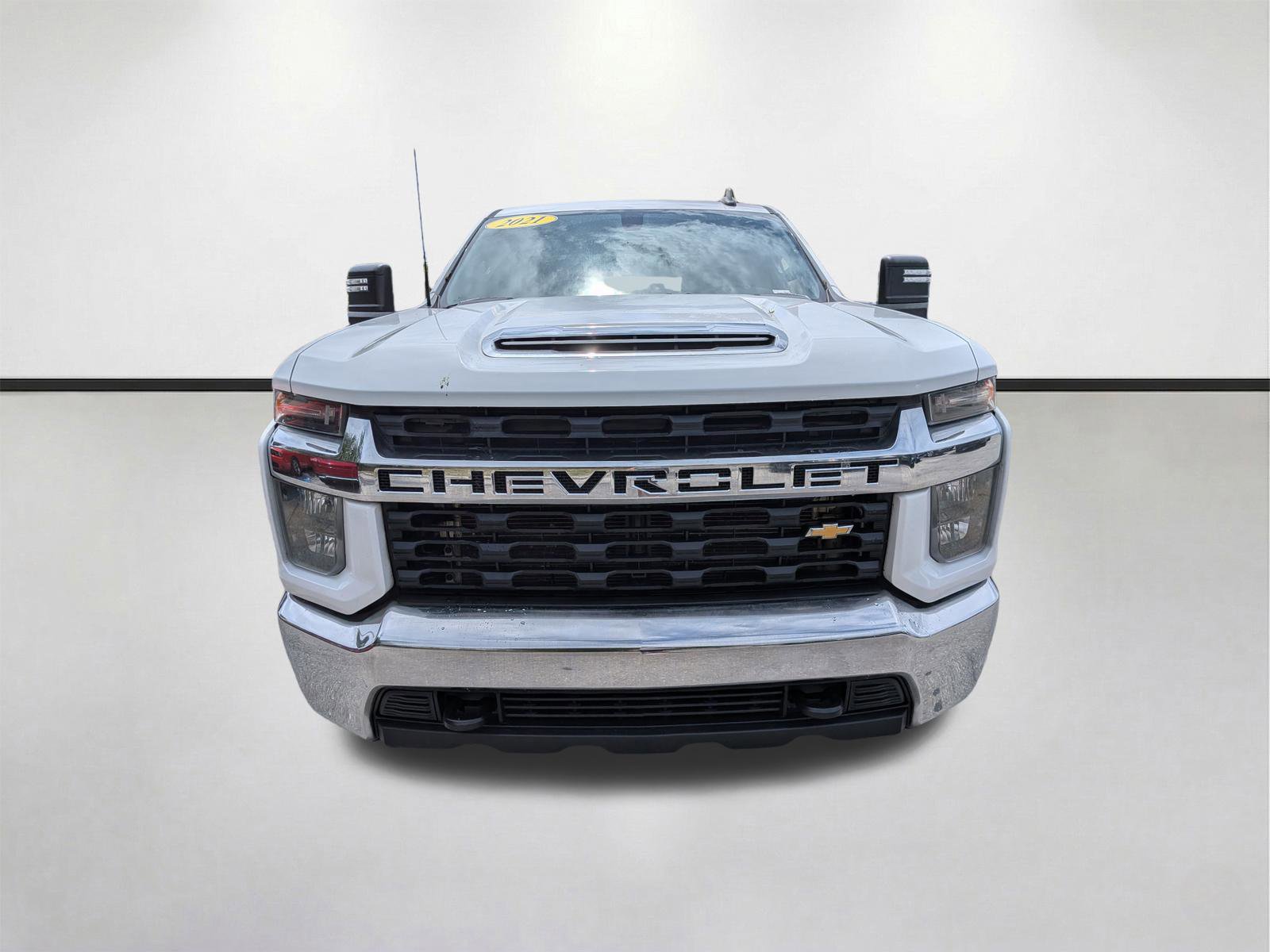 Used 2021 Chevrolet Silverado 2500 LT w/ Fleet Comfort Package AWD/4WD image 9