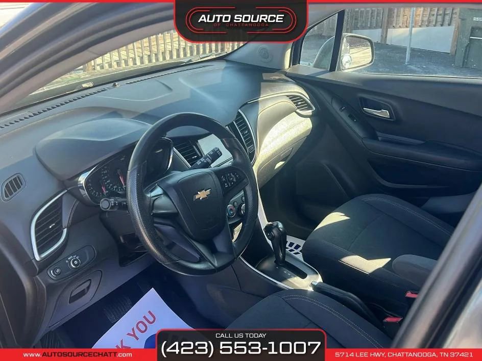 Used 2019 Chevrolet Trax LS image 15