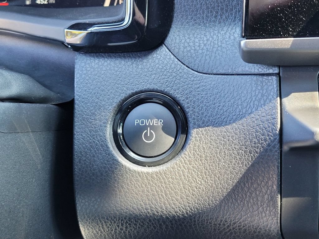 Used 2025 Toyota Camry SE FWD image 20