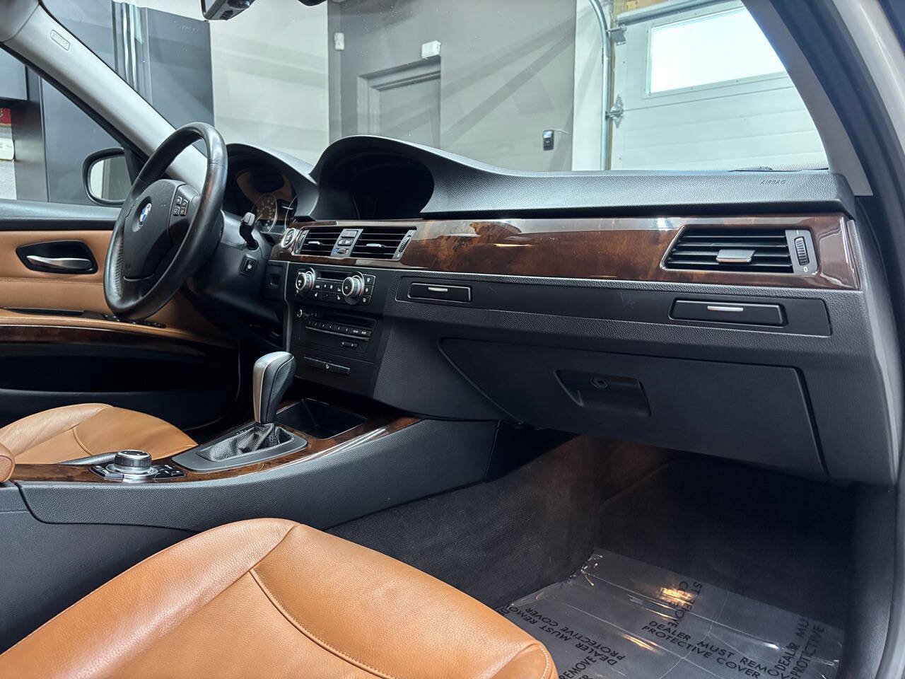 Used 2011 BMW 328i xDrive Sedan AWD/4WD image 25