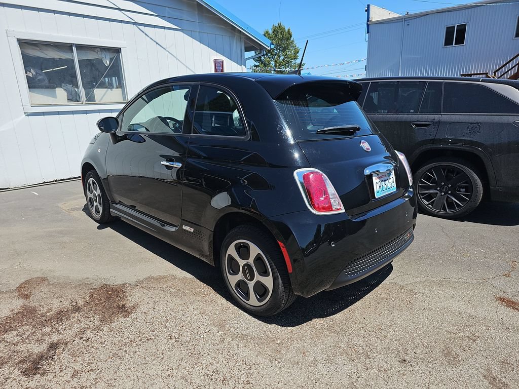 Used 2017 FIAT 500 e FWD image 3