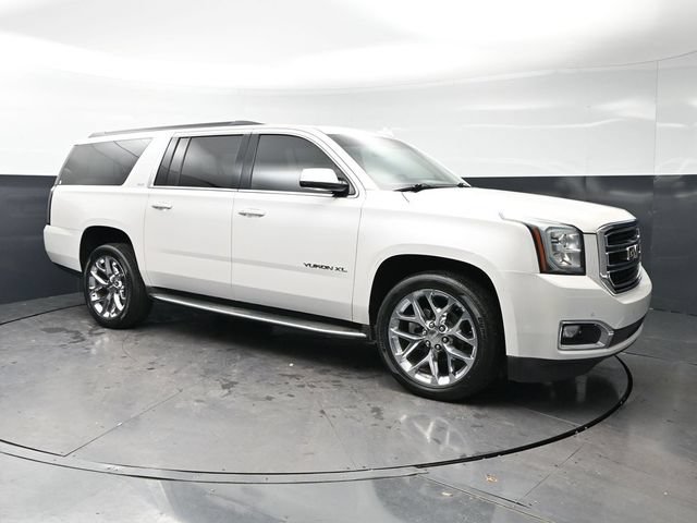 Used 2018 GMC Yukon XL SLT w/ Open Road Package AWD/4WD image 3