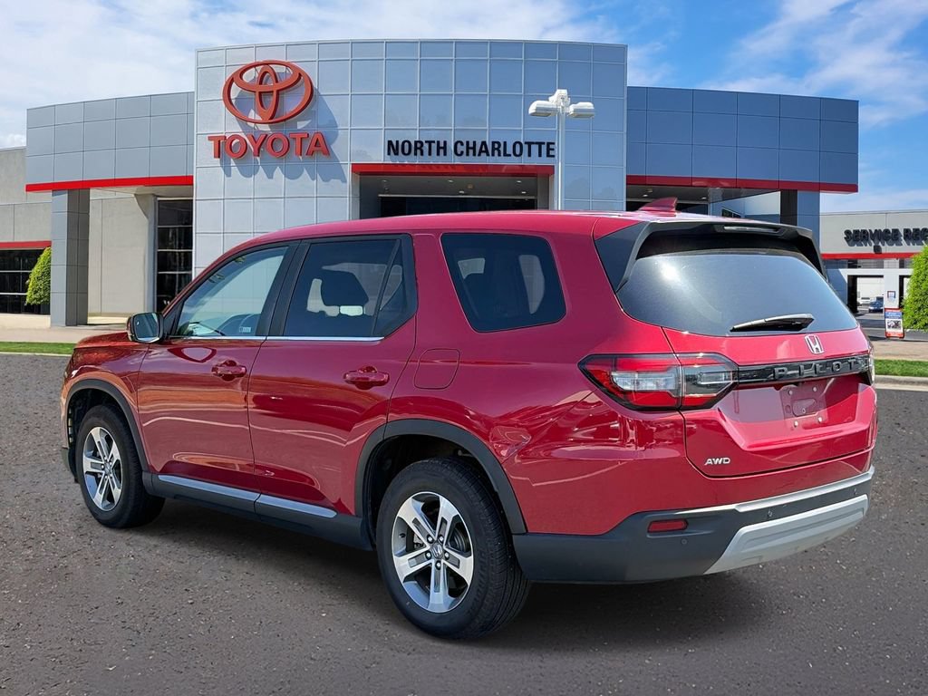 Used 2024 Honda Pilot EX-L image 6
