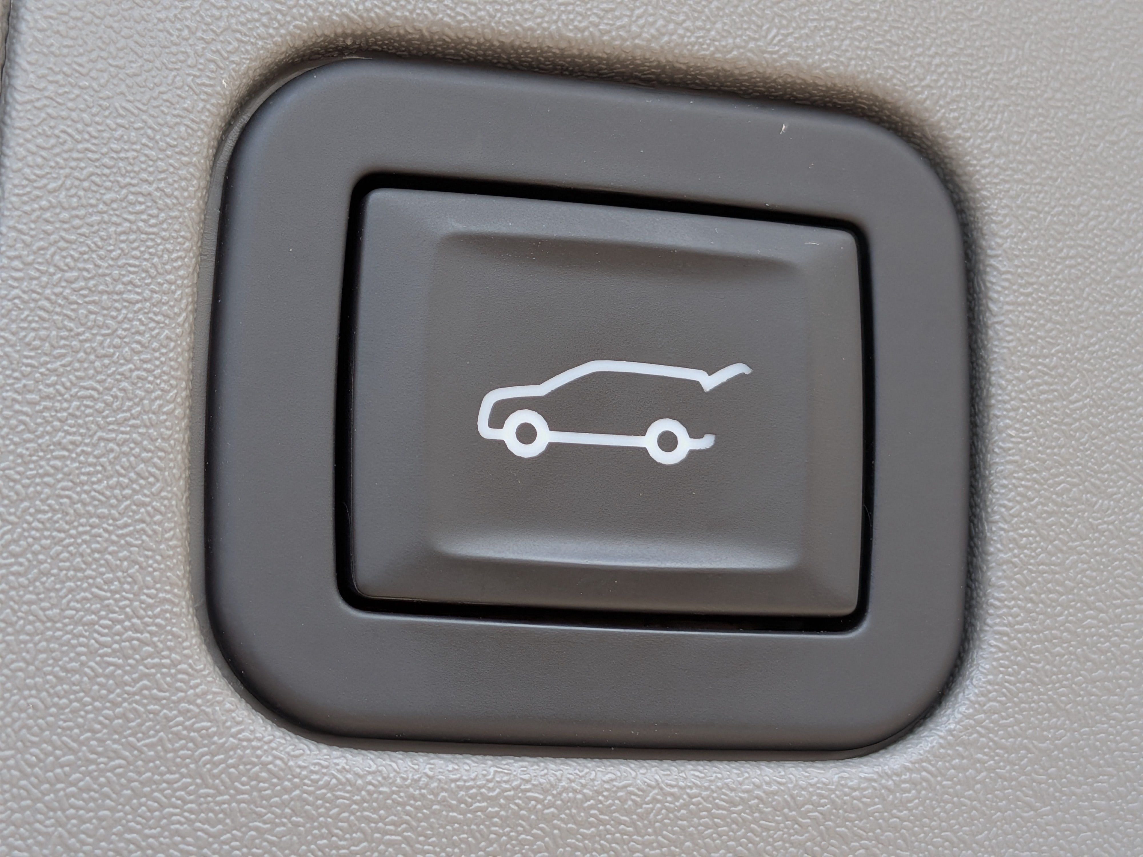 Certified 2019 Cadillac XT5 Luxury FWD image 18
