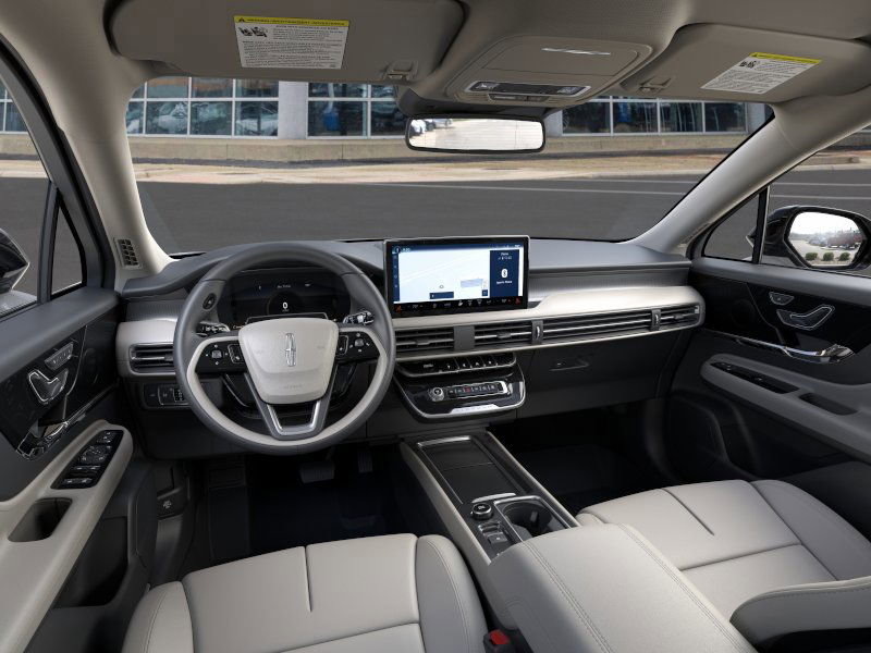 New 2025 Lincoln Corsair FWD image 9