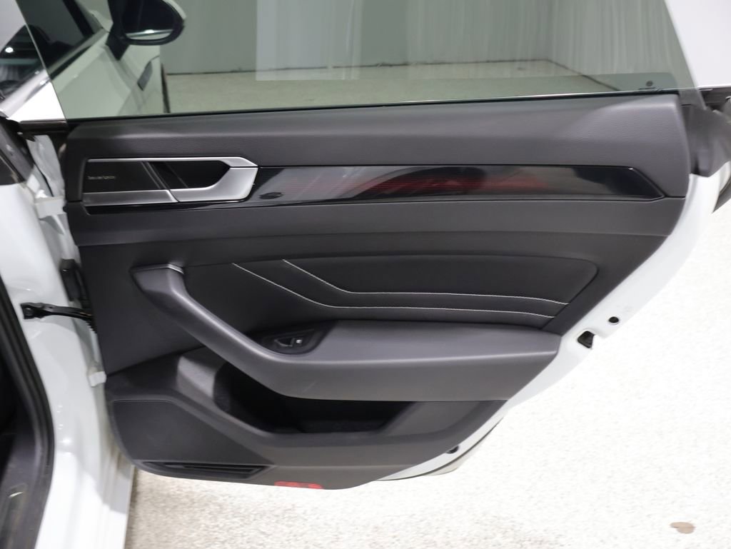 Used 2023 Volkswagen Arteon SEL Premium AWD/4WD image 21