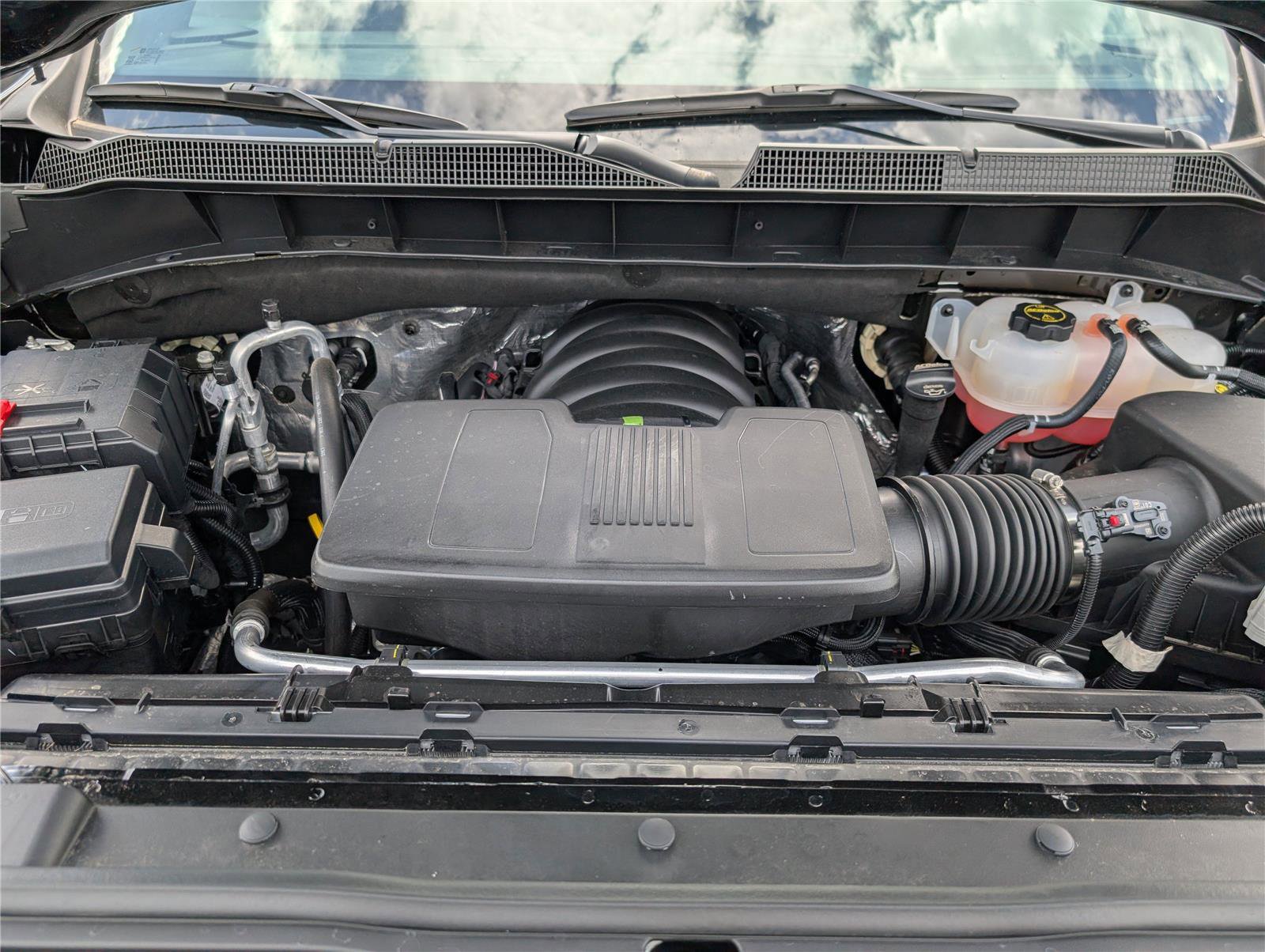 Used 2026 Chevrolet Silverado 1500 LT image 33