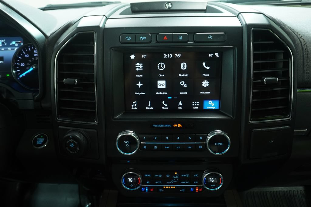 Used 2018 Ford Expedition Max Limited w/ Equipment Group 301A AWD/4WD image 25
