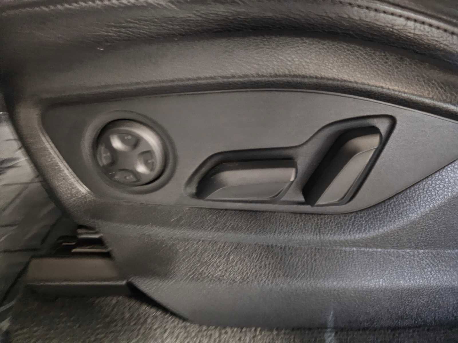 Used 2017 Audi Q7 2.0T Premium Plus image 28