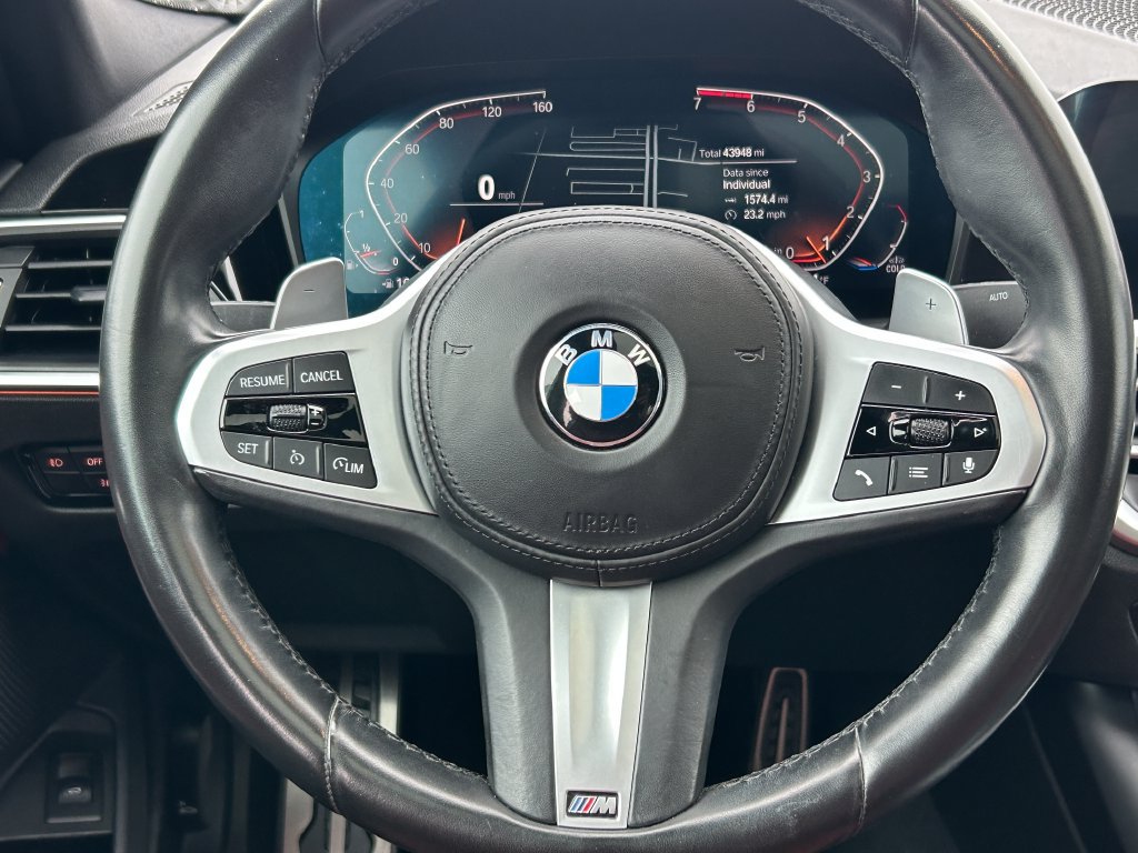 Used 2022 BMW 330i Sedan w/ M Sport Package RWD image 18