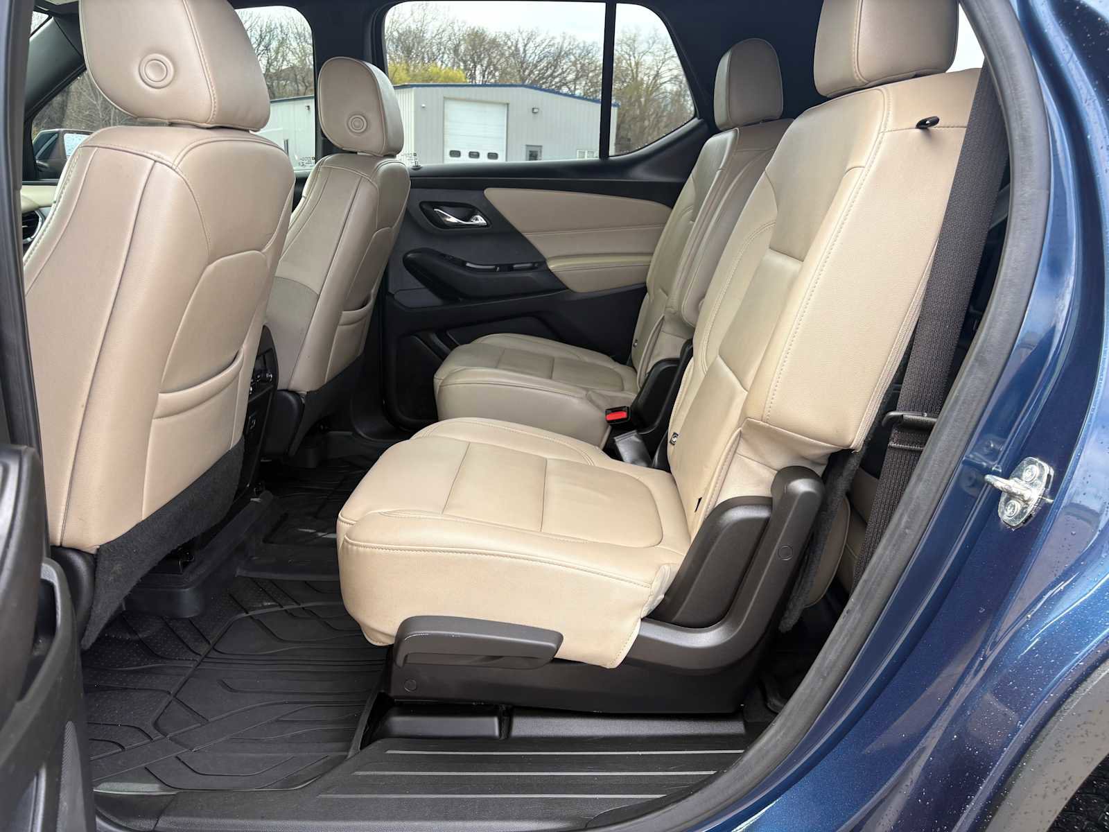 Used 2022 Chevrolet Traverse LT AWD/4WD image 8