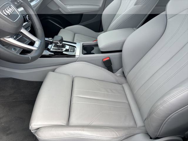Certified 2025 Audi Q5 2.0T Premium w/ Convenience Plus Package image 9
