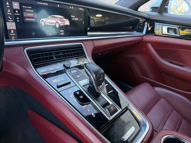 Used 2018 Porsche Panamera 4 AWD/4WD image 20