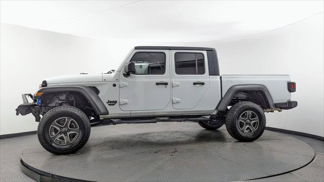 Used 2022 Jeep Gladiator Sport w/ Trailer Tow Package AWD/4WD image 3