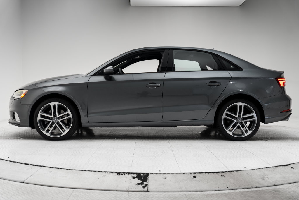 Used 2017 Audi A3 2.0T Premium w/ Convenience Package AWD/4WD image 2