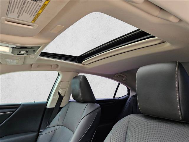 Used 2022 Lexus ES 350 w/ Premium Package FWD image 15
