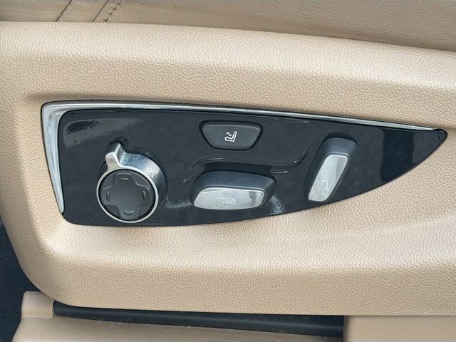Used 2019 Cadillac Escalade Platinum image 24