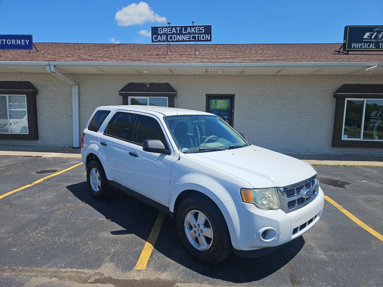 Used 2012 Ford Escape XLS FWD image 2