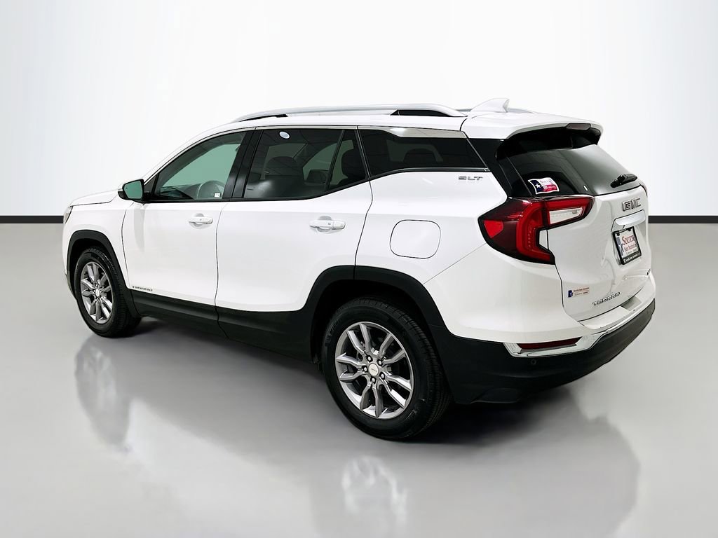 Used 2024 GMC Terrain SLT image 5