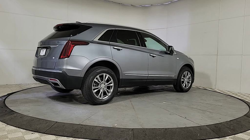 Used 2022 Cadillac XT5 Premium Luxury FWD image 7