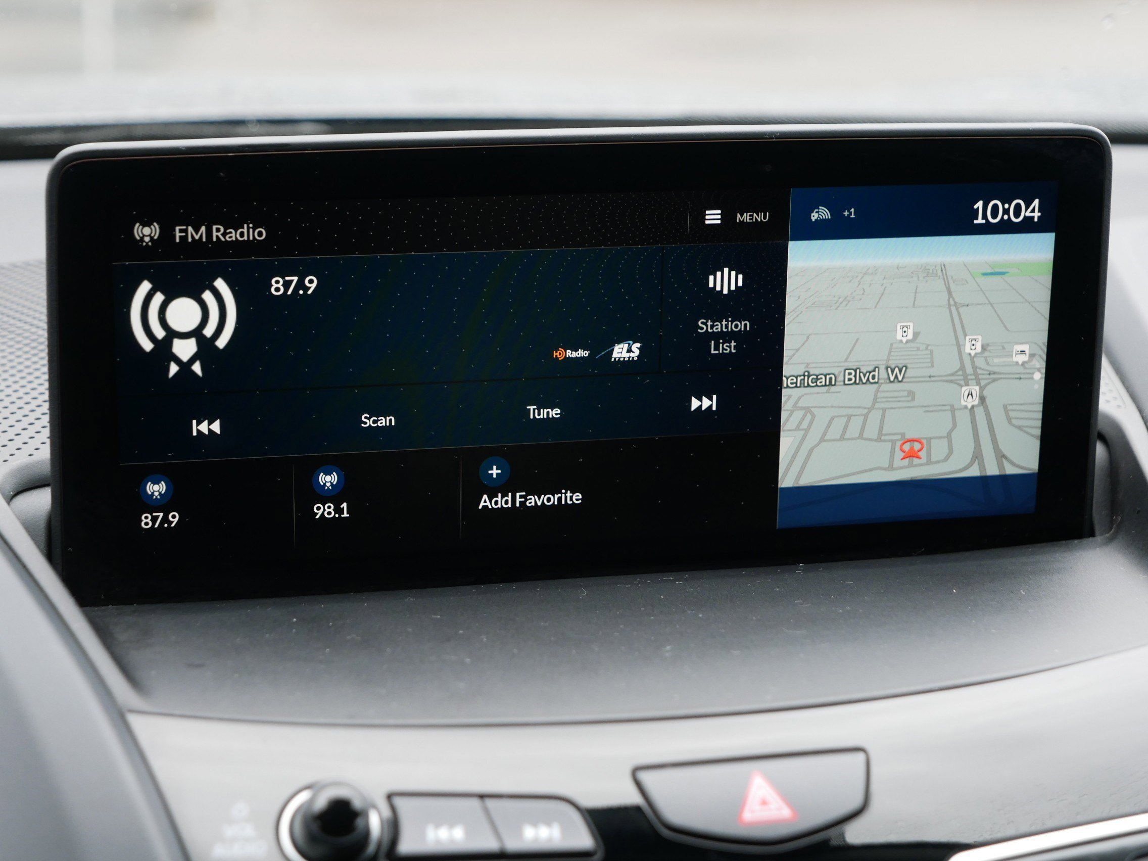 Certified 2025 Acura RDX SH-AWD w/ Technology Package image 22