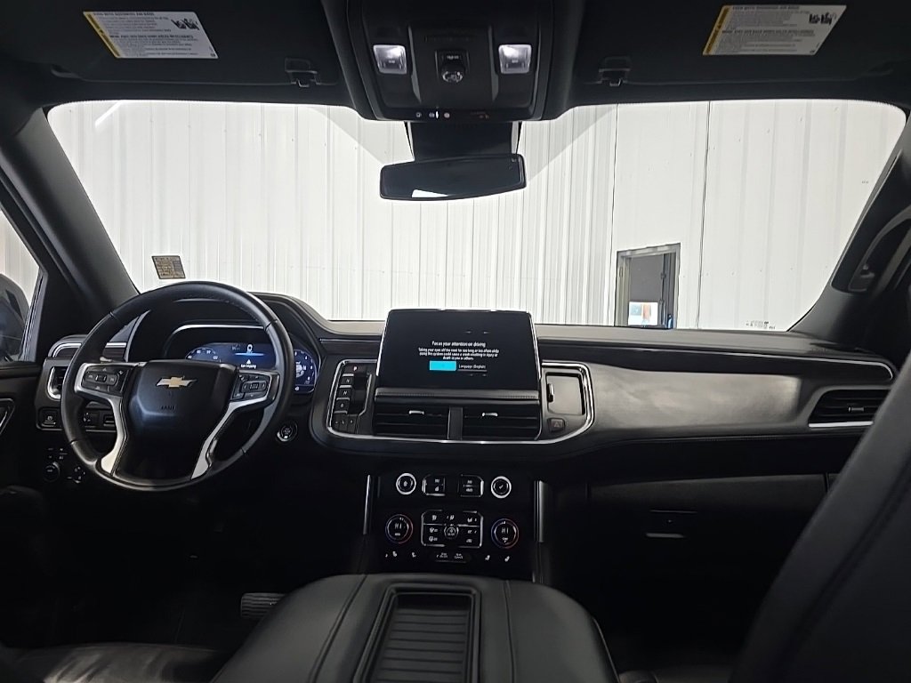 Used 2024 Chevrolet Suburban LT image 27