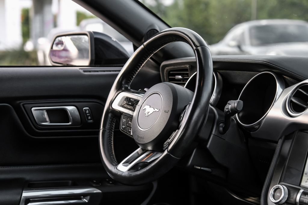 Used 2019 Ford Mustang GT Premium RWD image 13