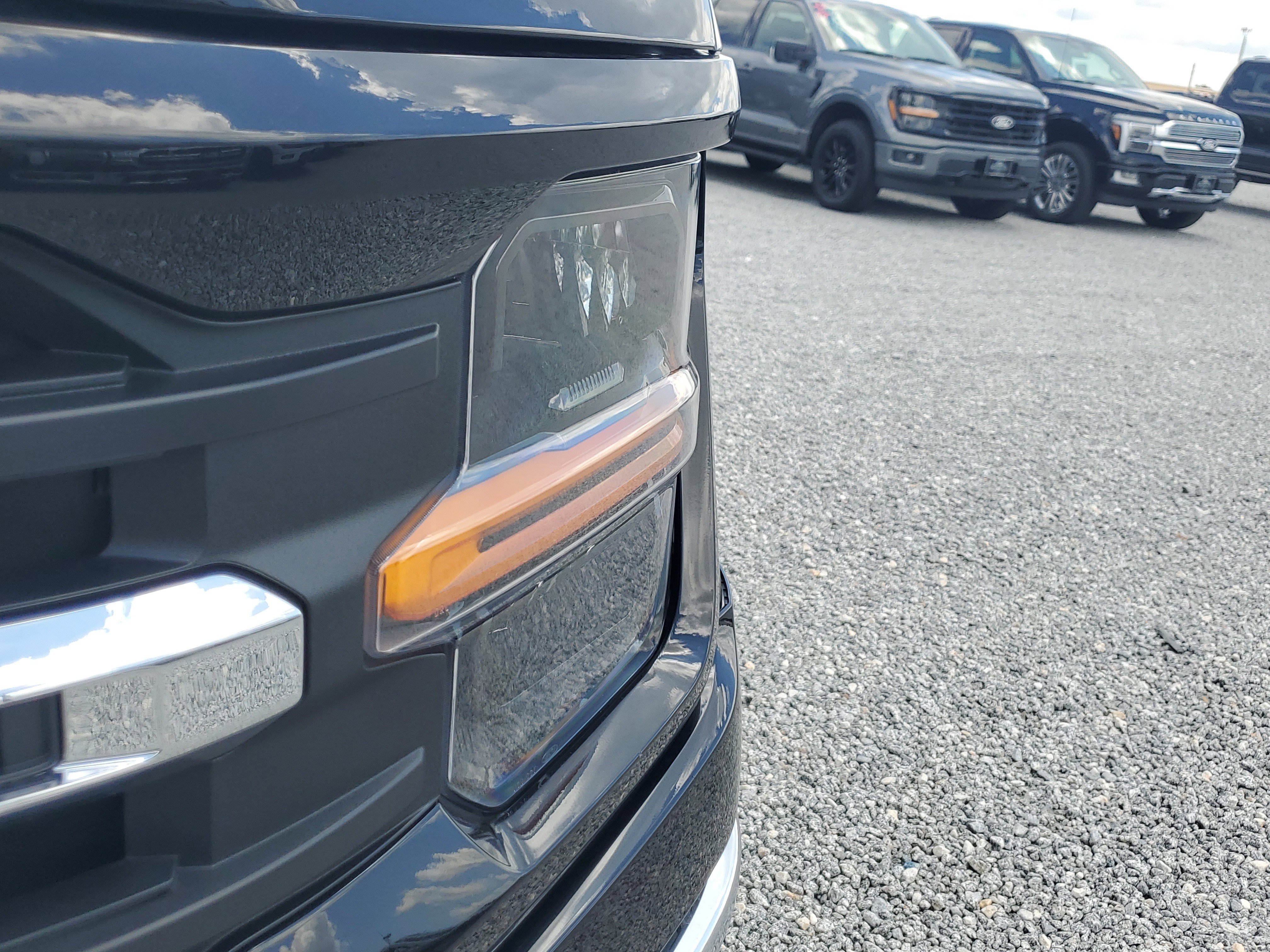 New 2025 Ford F150 XLT w/ Equipment Group 302A MID image 5