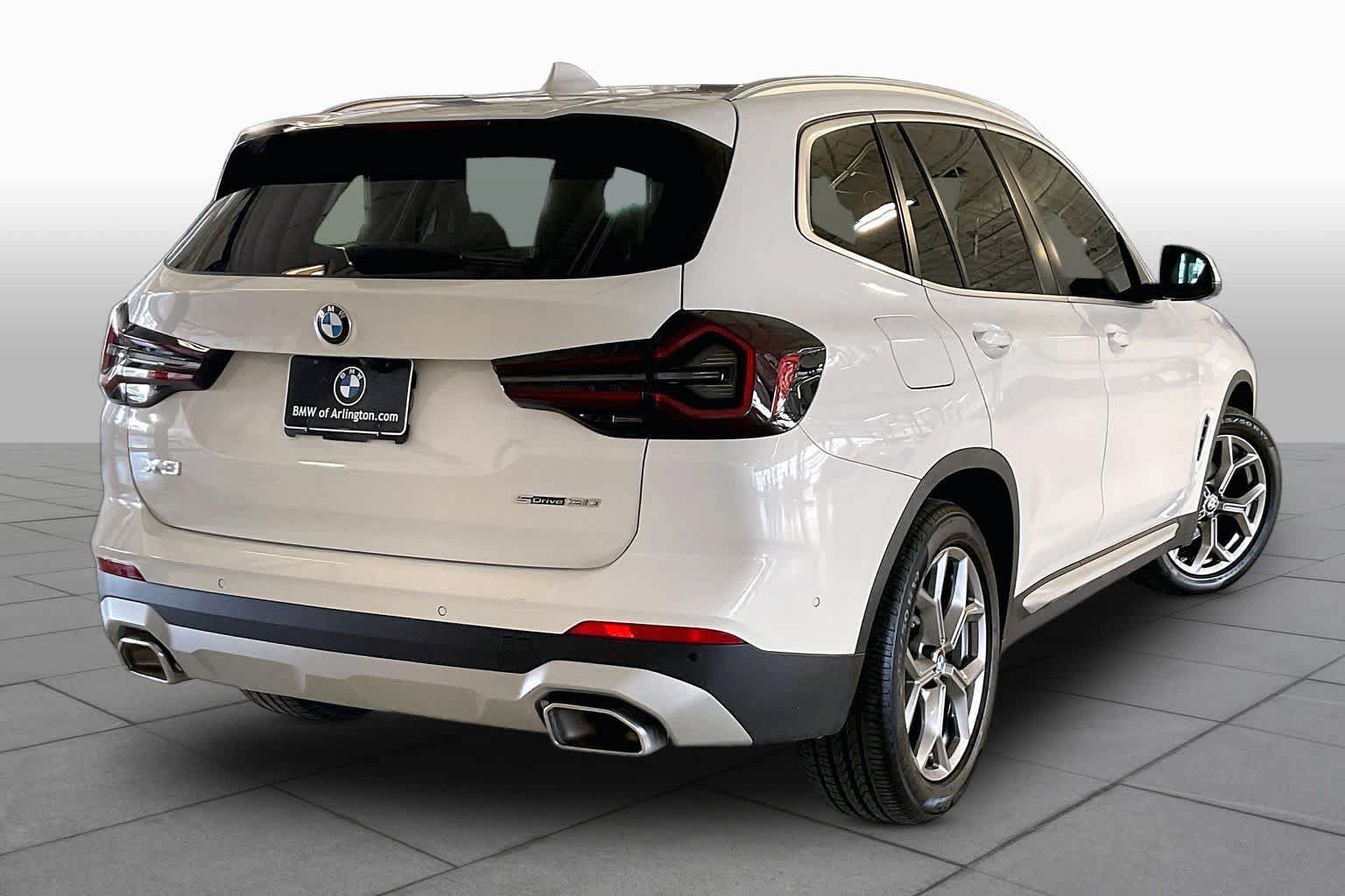 Used 2024 BMW X3 sDrive30i w/ Premium Package RWD image 11