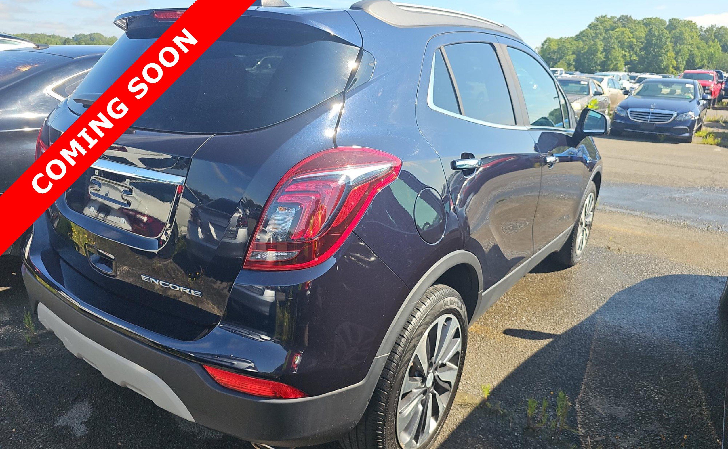 Used 2021 Buick Encore Preferred w/ Safety Package FWD image 5