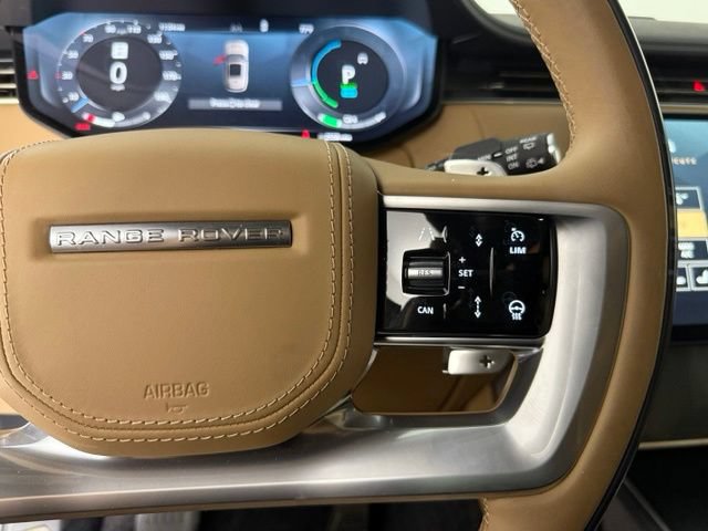 Certified 2025 Land Rover Range Rover Autobiography AWD/4WD image 20