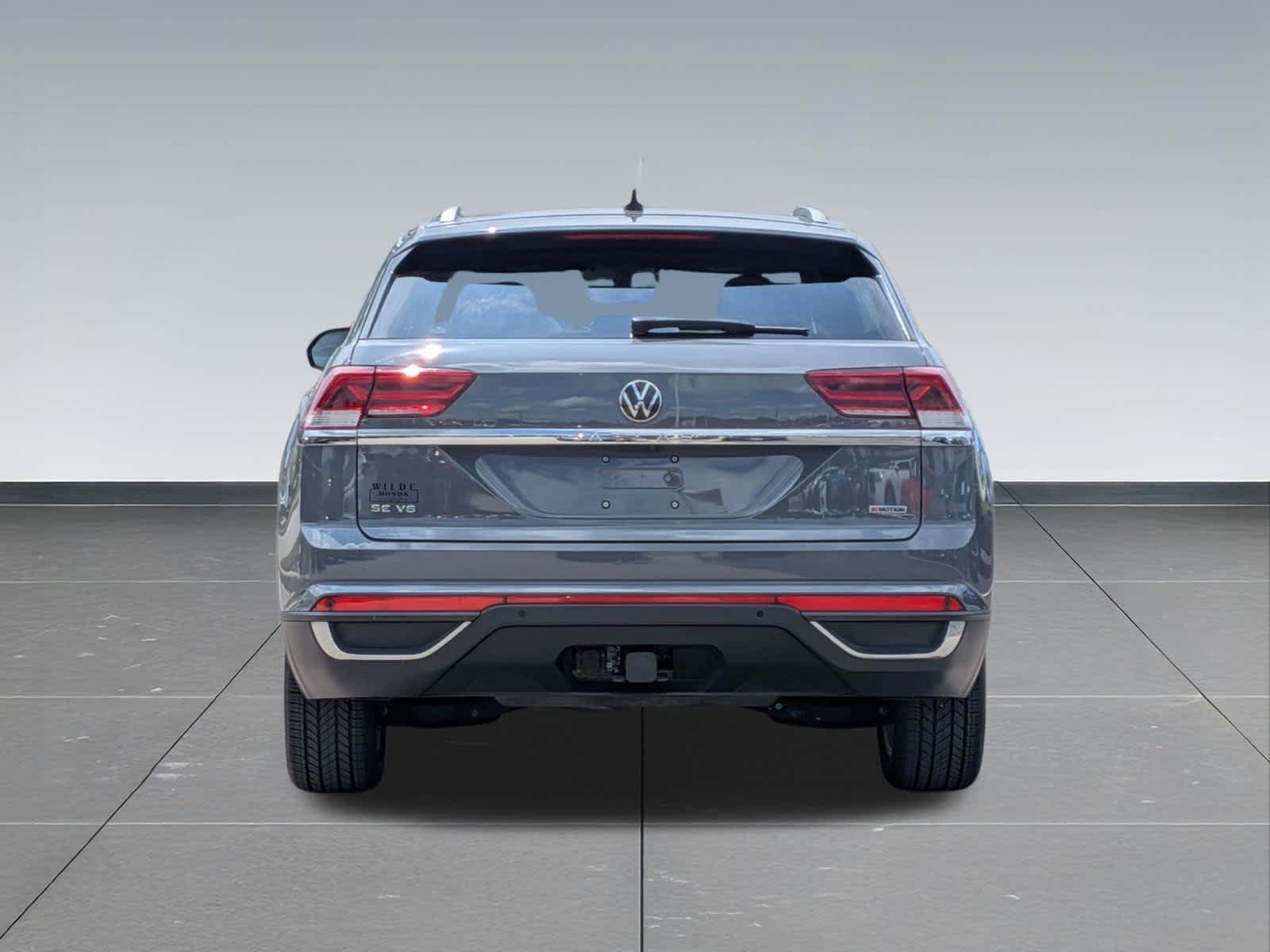 Used 2022 Volkswagen Atlas Cross Sport SE AWD/4WD image 4