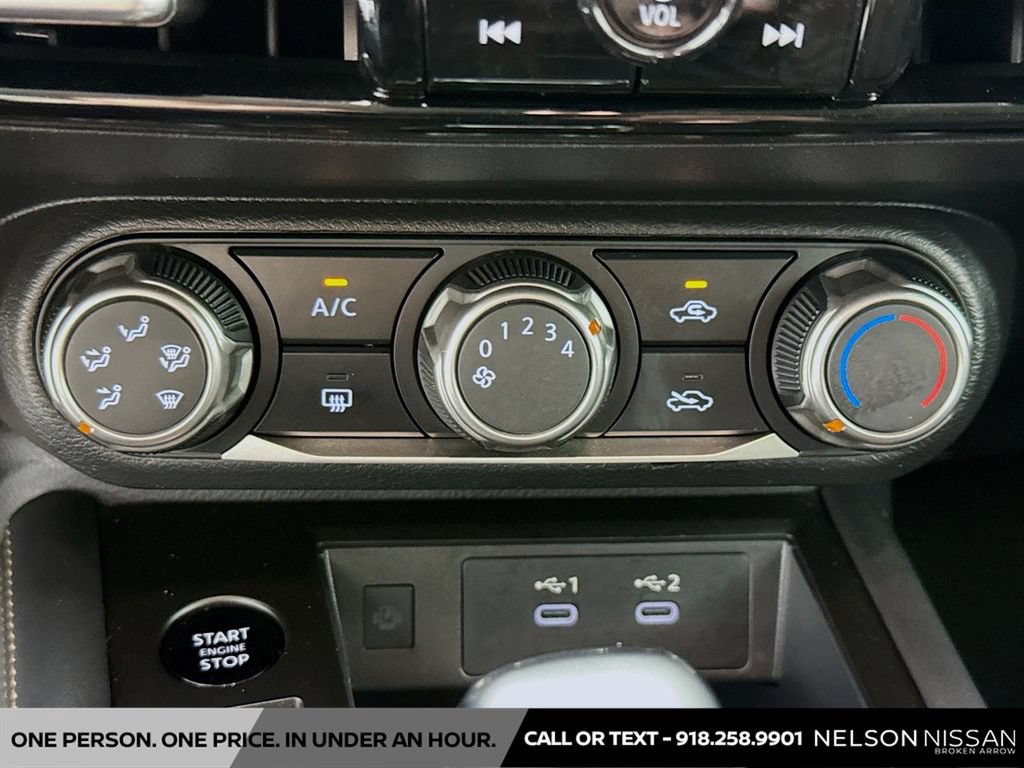 Certified 2025 Nissan Kicks SV AWD/4WD image 14