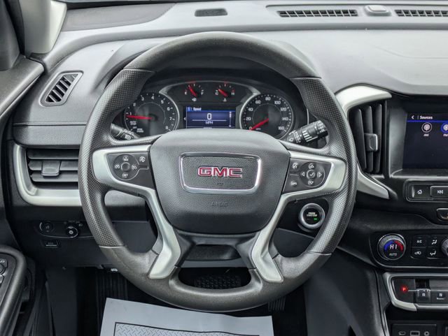 Used 2024 GMC Terrain SLE w/ Driver Convenience Package image 15