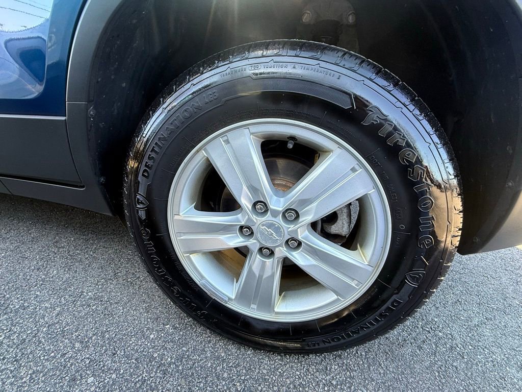 Used 2020 Chevrolet Trax LT w/ LT Convenience Package image 28